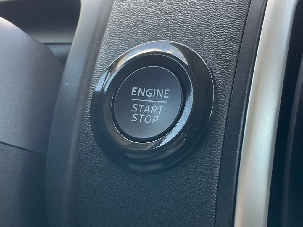 Used 2025 Ford Expedition Max Active AWD/4WD image 26