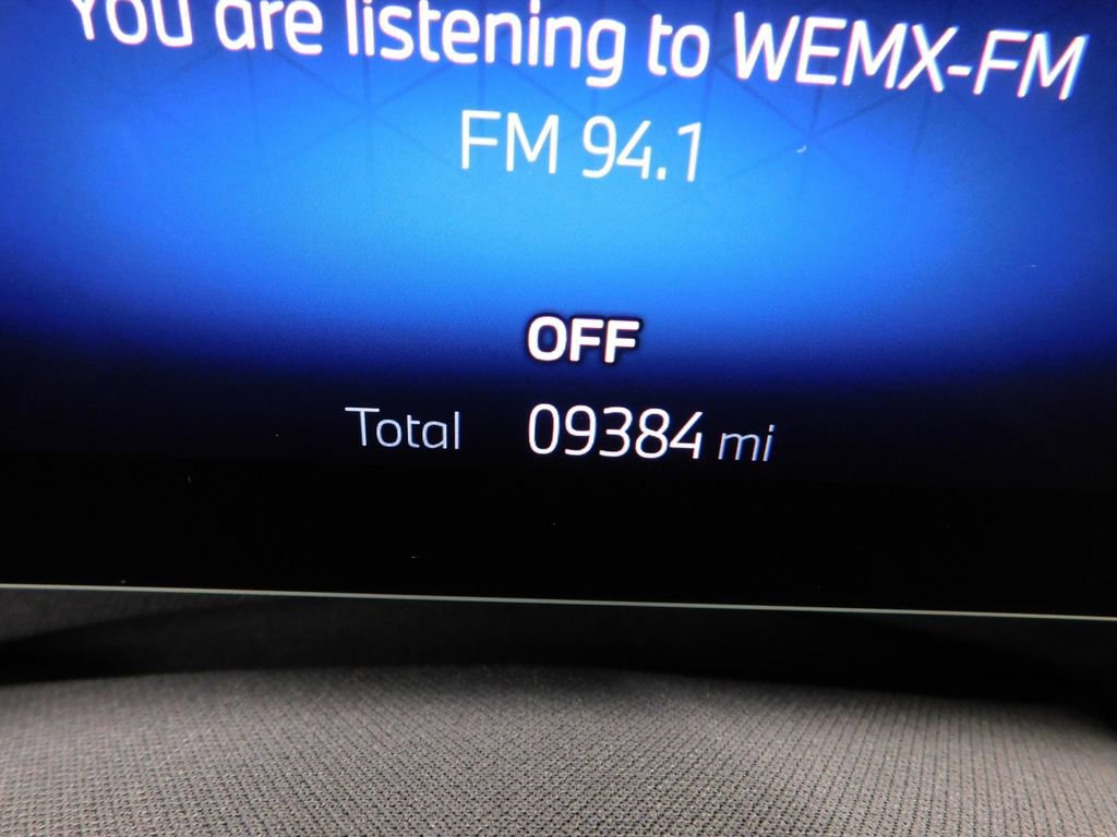 Used 2025 BMW 760i xDrive w/ Executive Package image 31