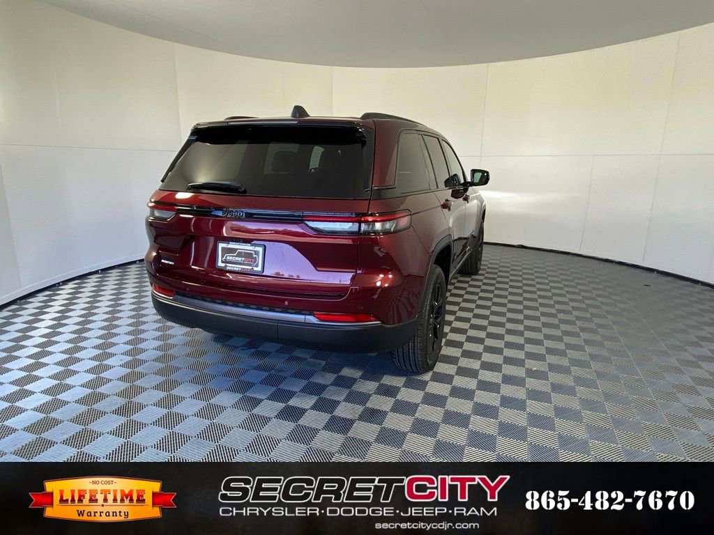 New 2026 Jeep Grand Cherokee Altitude image 7