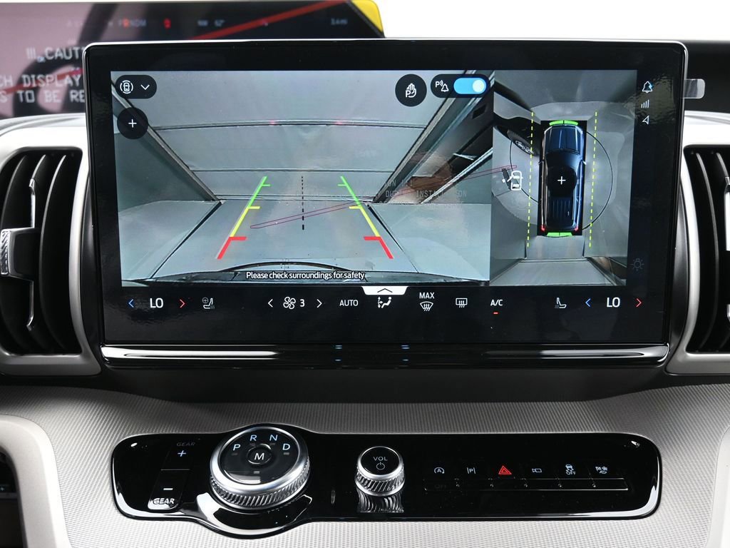 New 2026 Ford Expedition Active image 4