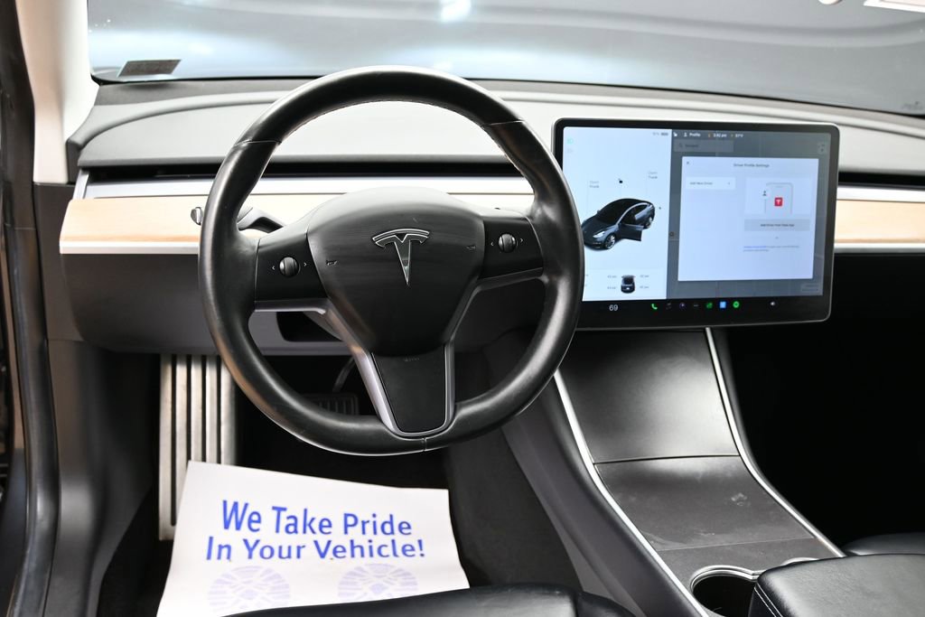 Used 2018 Tesla Model 3 Long Range image 37