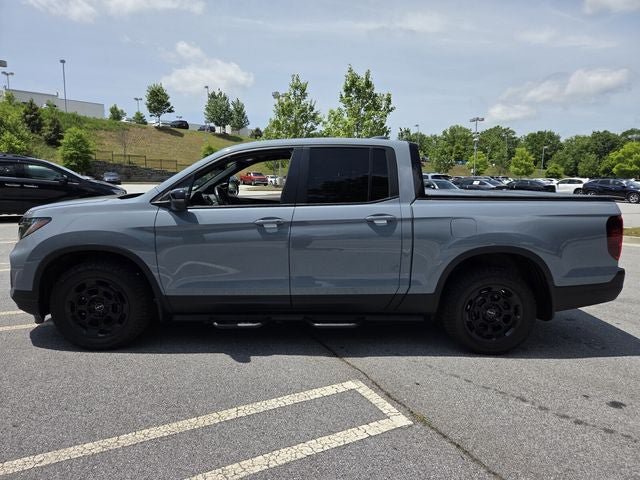 Used 2025 Honda Ridgeline TrailSport+ image 3