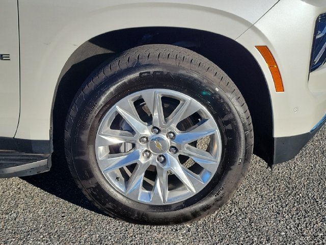 Certified 2025 Chevrolet Tahoe Premier AWD/4WD image 6