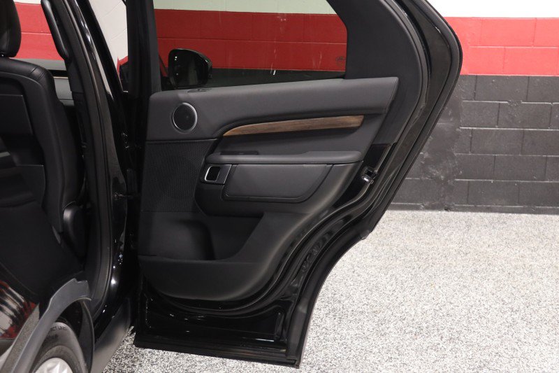Used 2020 Land Rover Discovery HSE AWD/4WD image 48