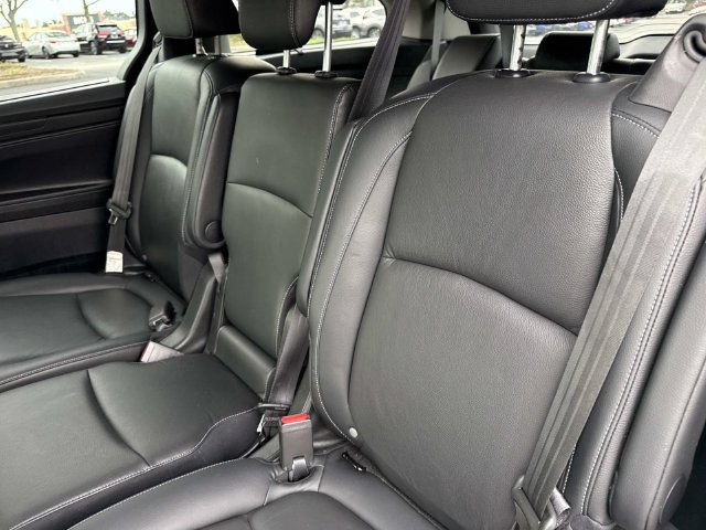 Certified 2024 Honda Odyssey Touring image 13
