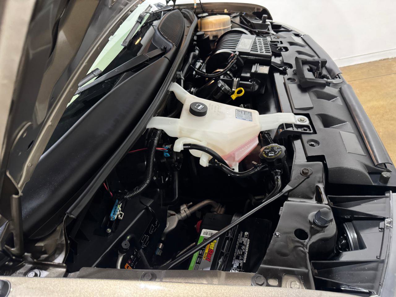 Used 2016 Chevrolet Express 2500 Extended image 43