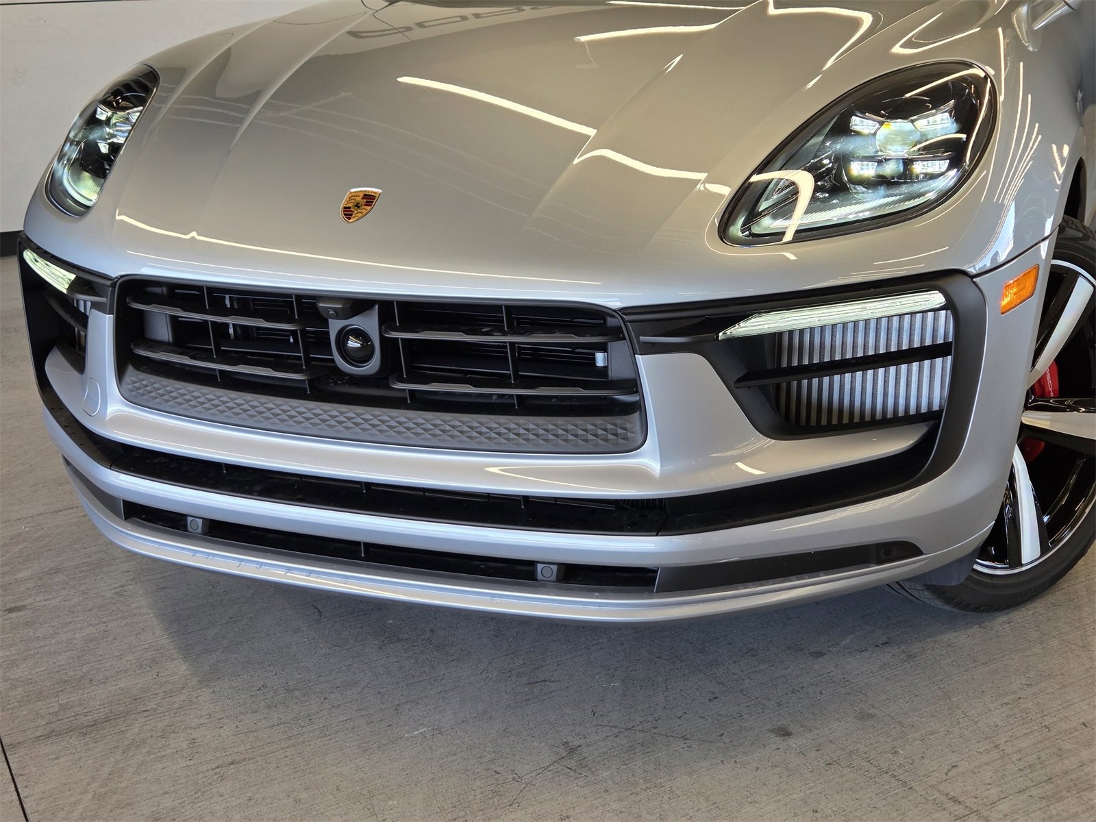 New 2026 Porsche Macan S image 26