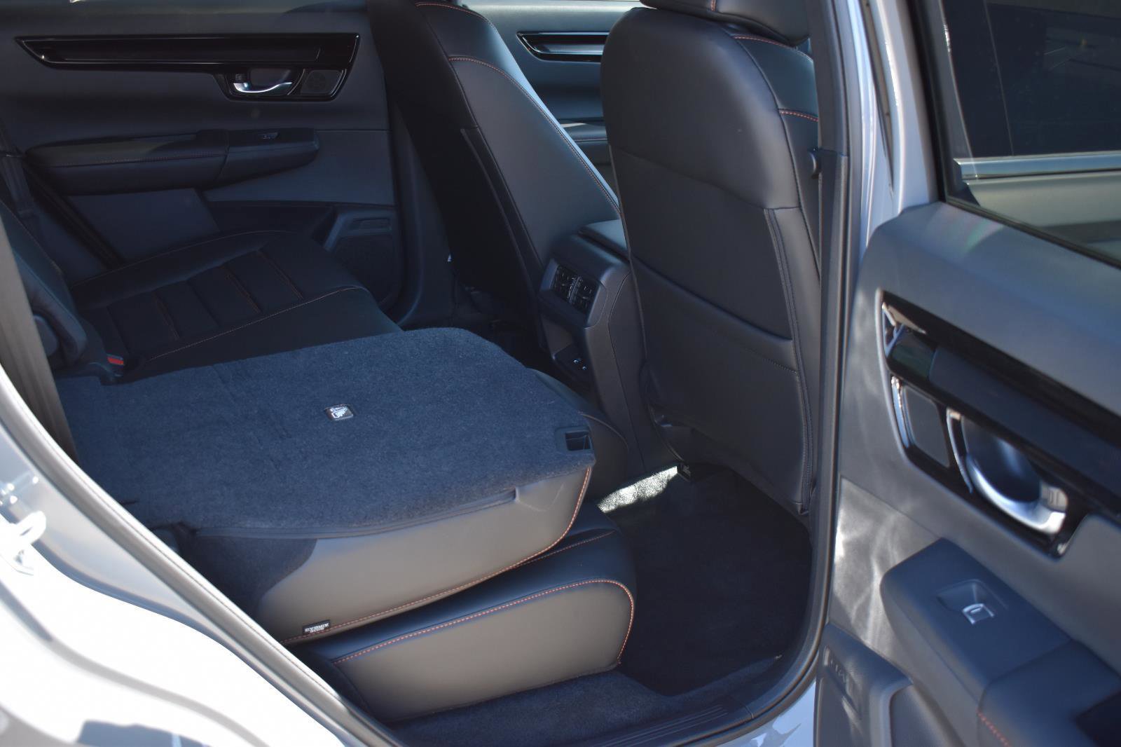 Used 2025 Honda CR-V Sport Touring image 18