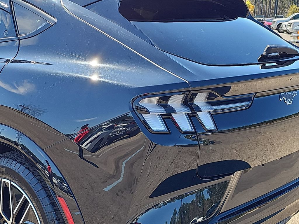 Used 2024 Ford Mustang Mach-E Premium image 37