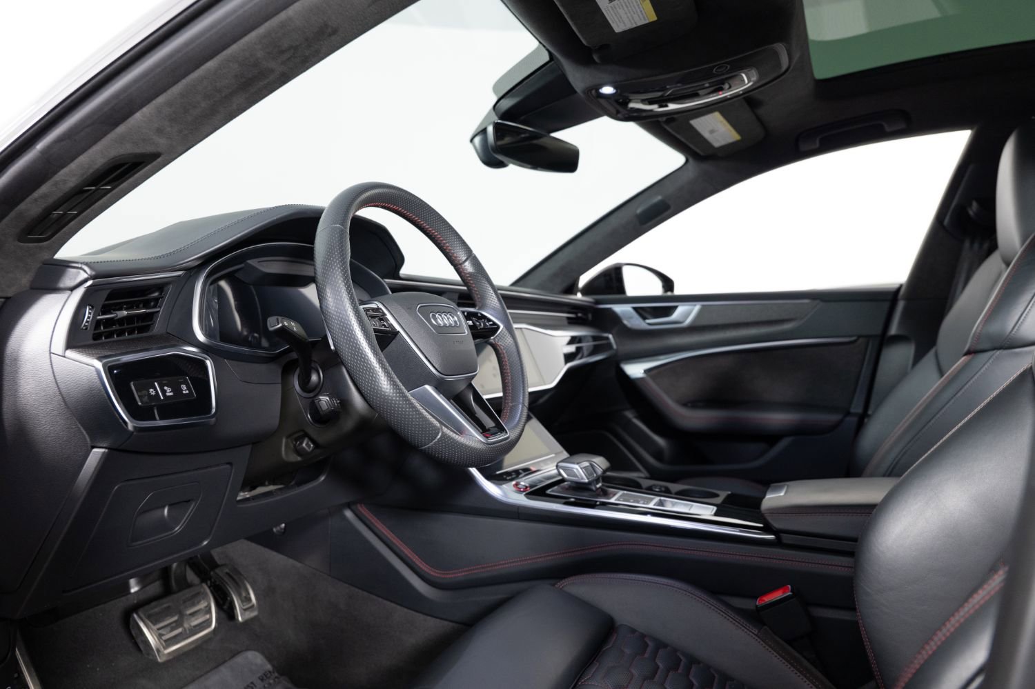 Used 2021 Audi RS 7 Sportback w/ Carbon Optic Package image 14