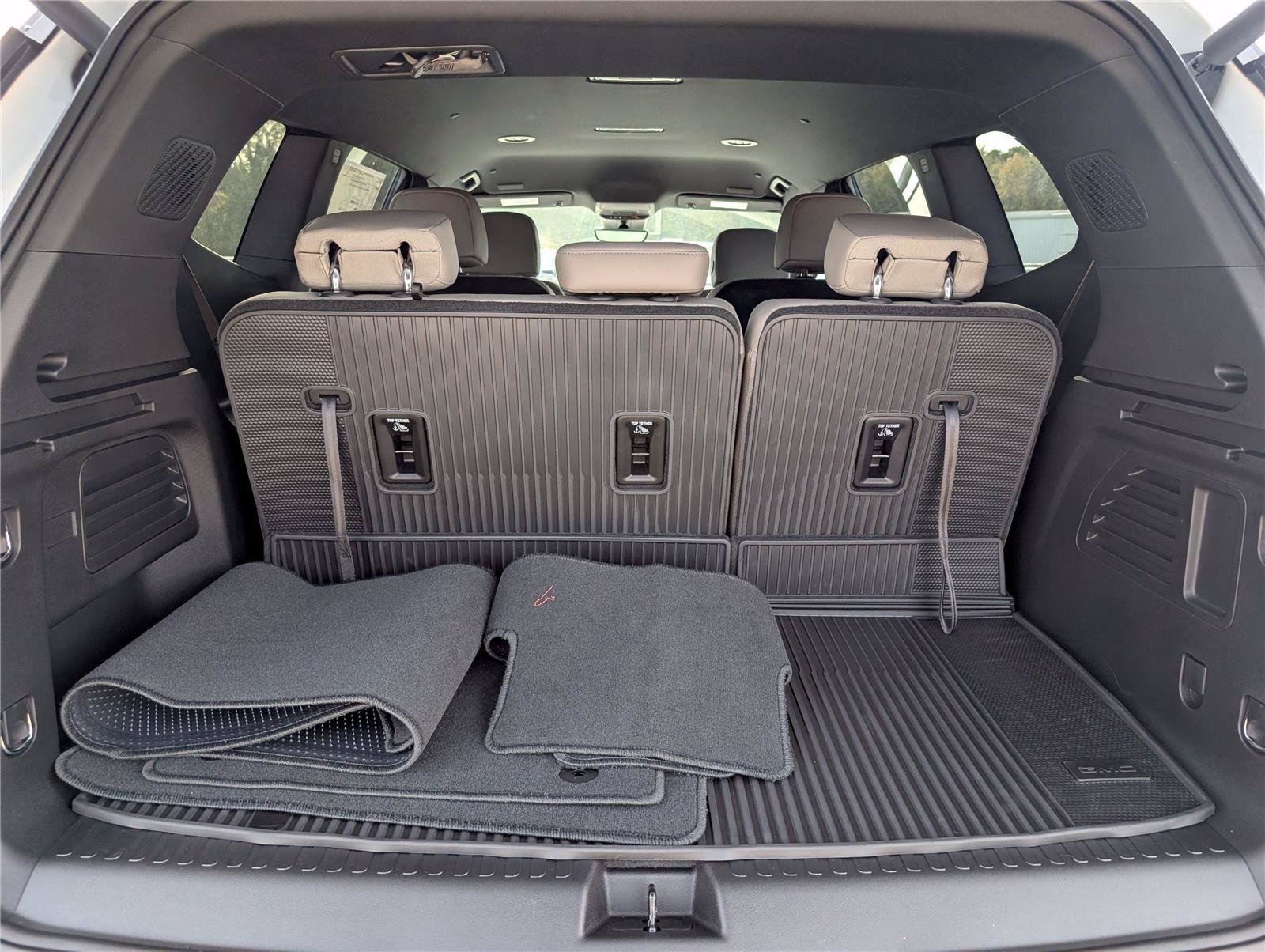 New 2026 GMC Acadia Elevation w/ Elevation Premium Package FWD image 30