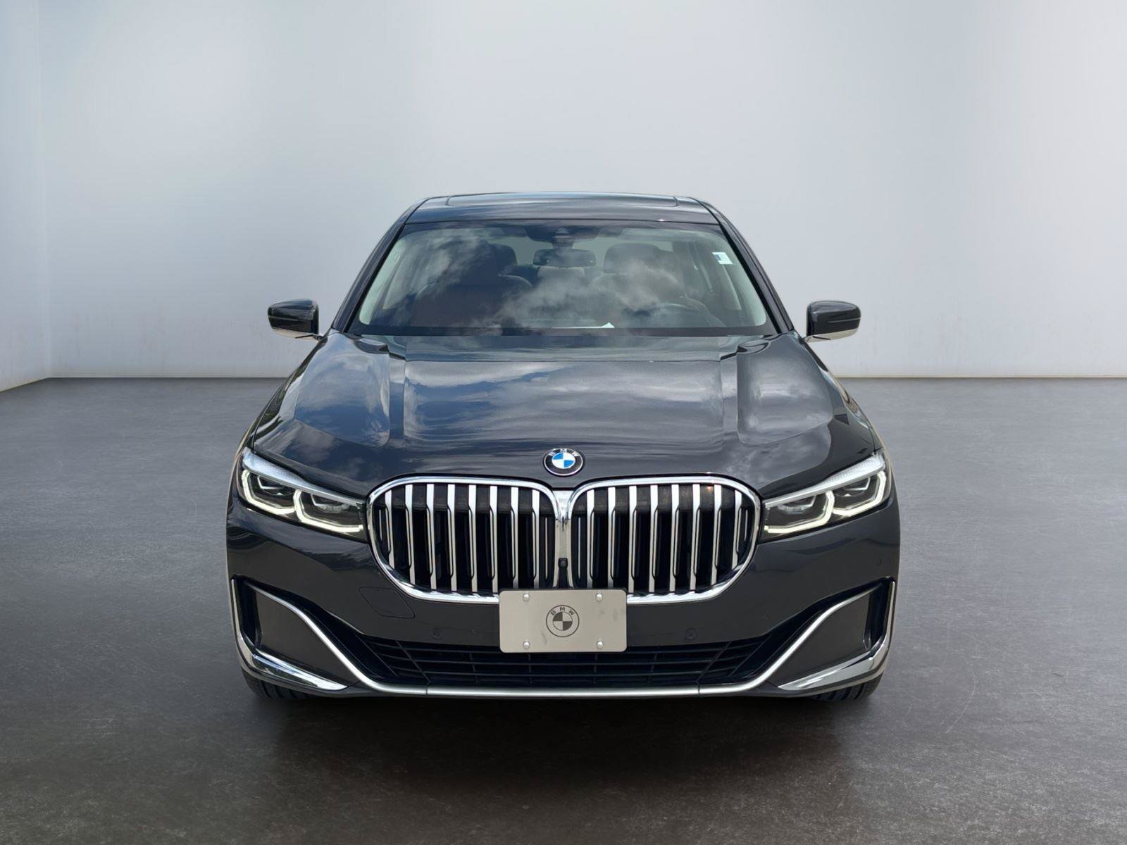 Used 2022 BMW 750Li xDrive AWD/4WD image 8