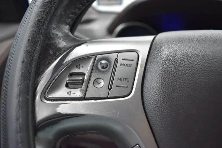 Used 2011 Hyundai Tucson GLS FWD image 24