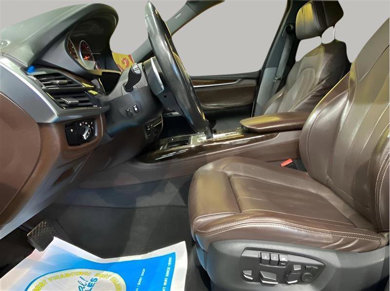 Used 2017 BMW X5 xDrive50i image 10