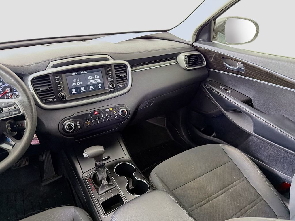 Used 2020 Kia Sorento LX image 24