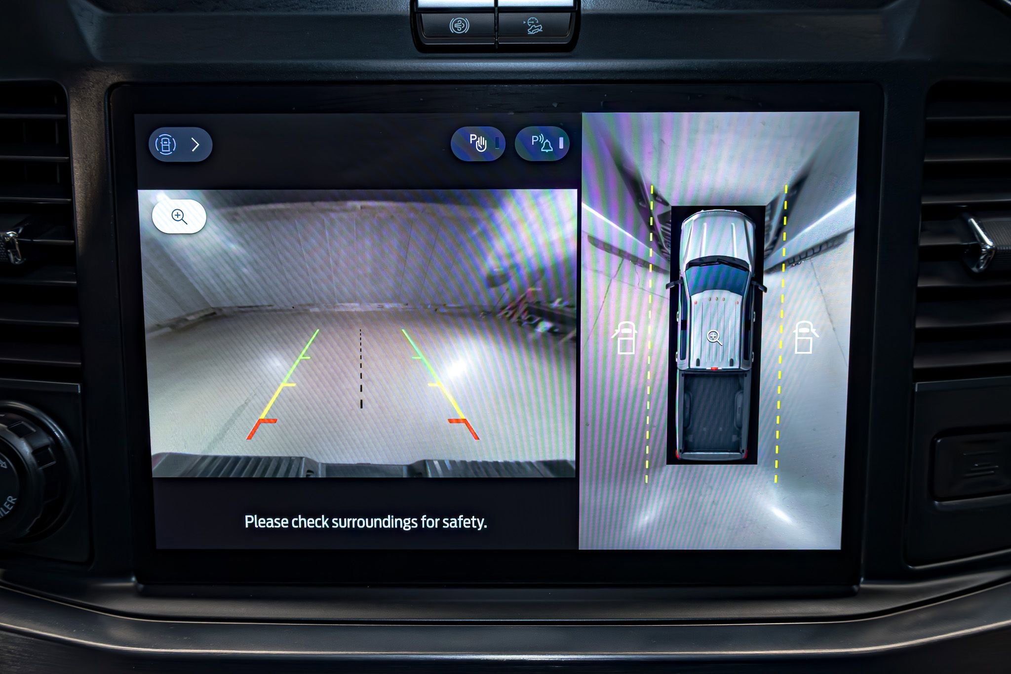 Used 2025 Ford F450 Lariat w/ Lariat Ultimate Package AWD/4WD image 24