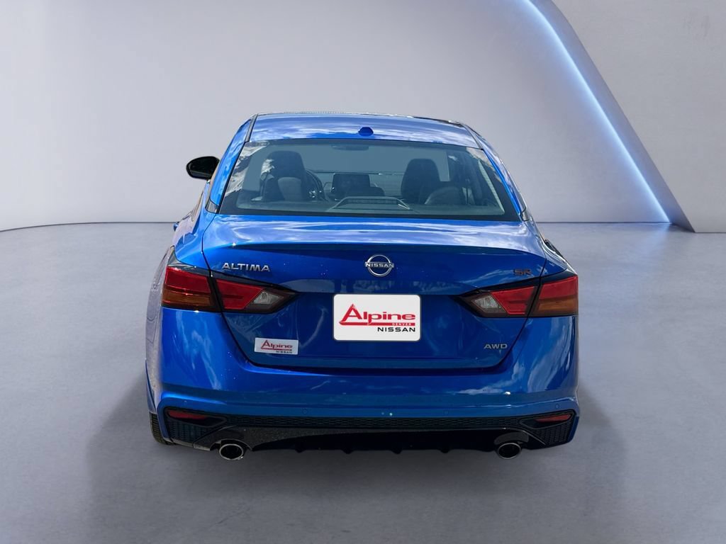 Used 2025 Nissan Altima 2.5 SR AWD/4WD image 4