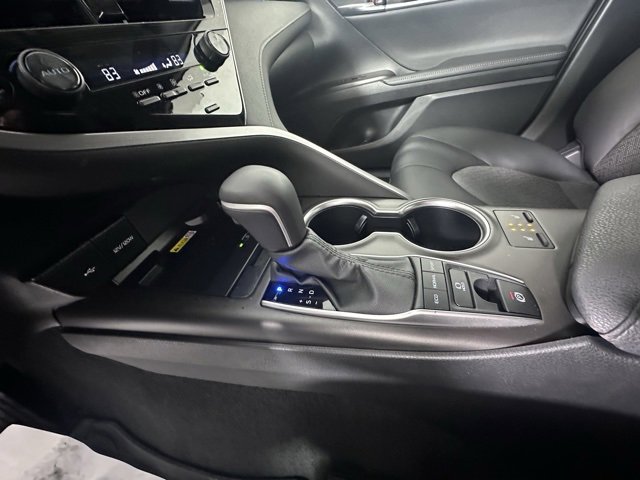 Used 2023 Toyota Camry XLE image 30