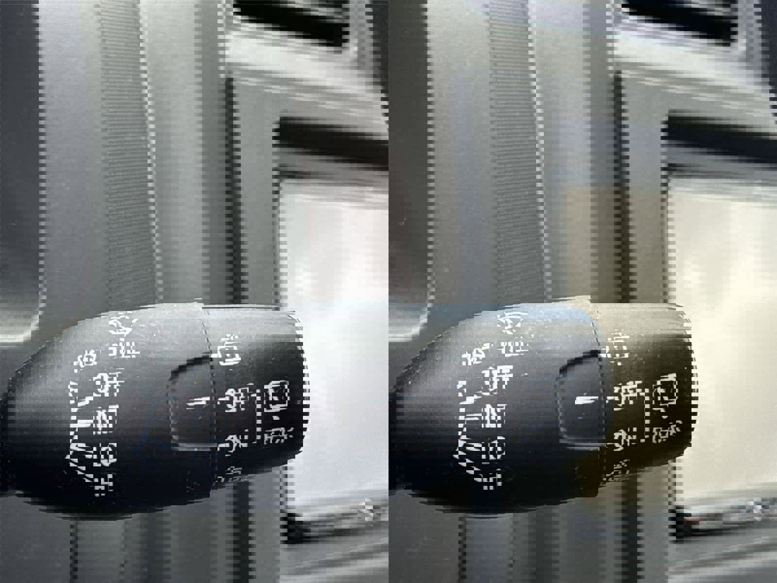 Used 2010 Honda CR-V LX image 22