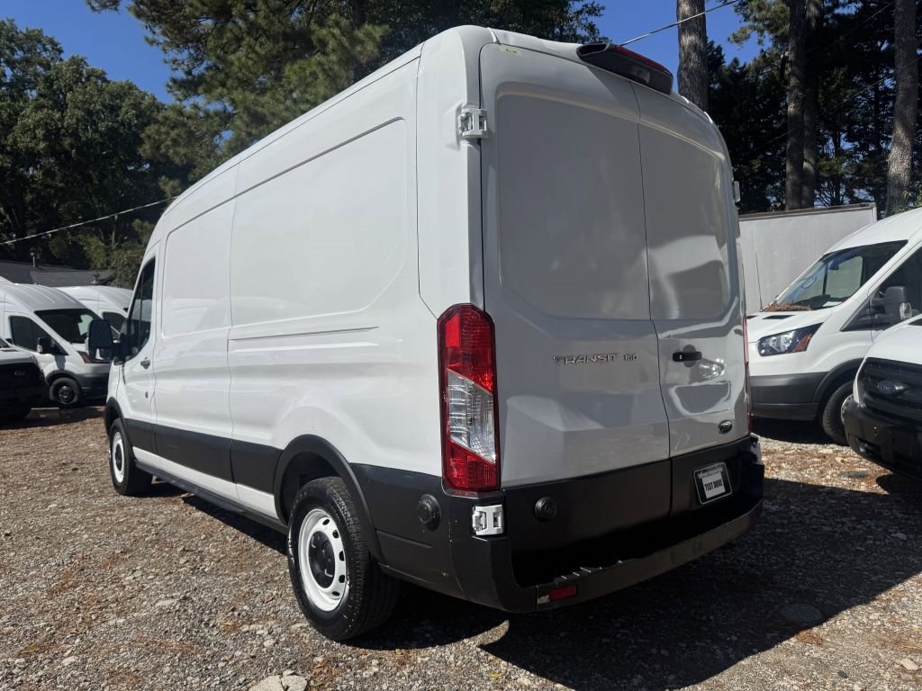 Used 2019 Ford Transit 150 148 Medium Roof image 4