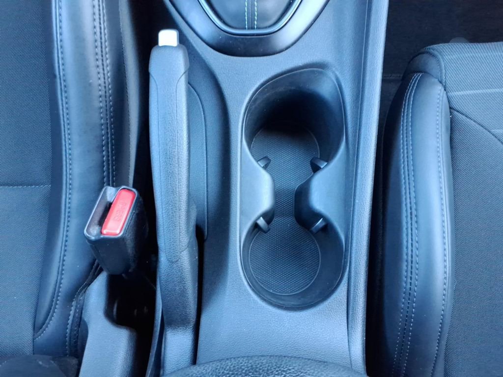 Used 2021 Hyundai Veloster N image 15