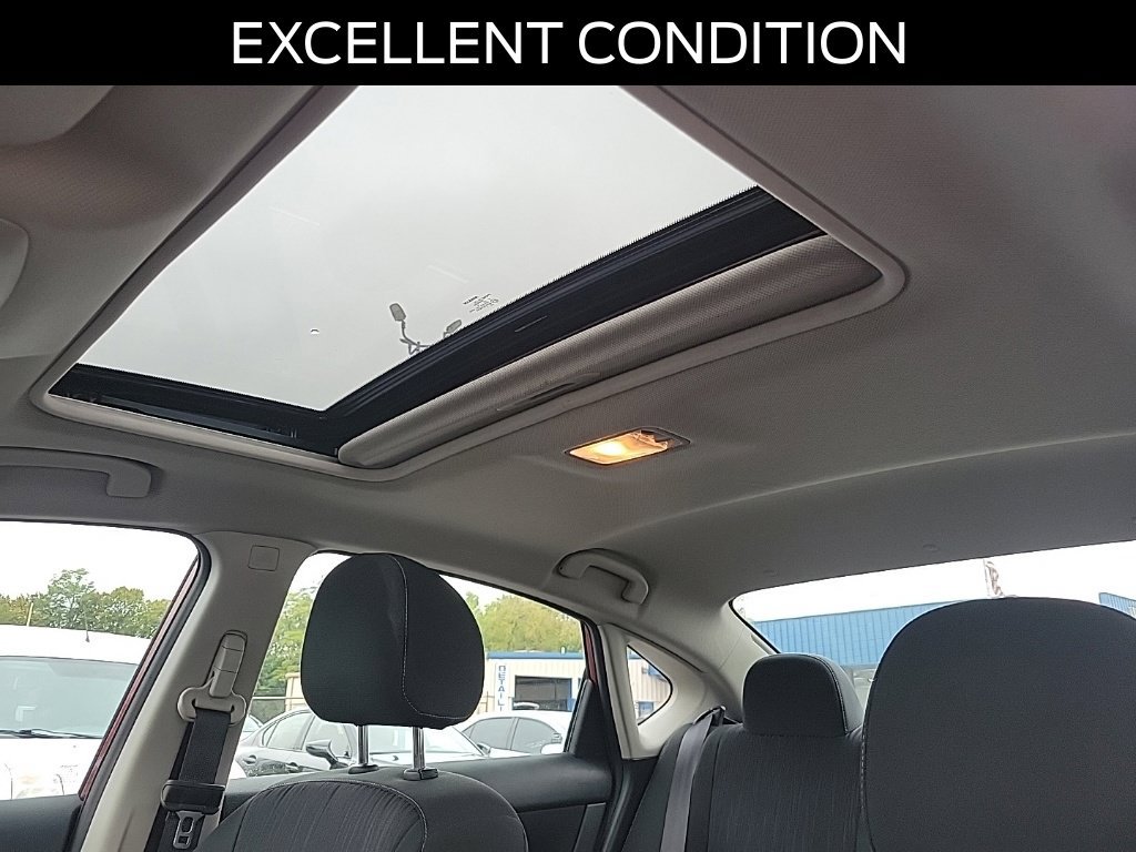 Used 2024 Nissan Sentra S FWD image 31