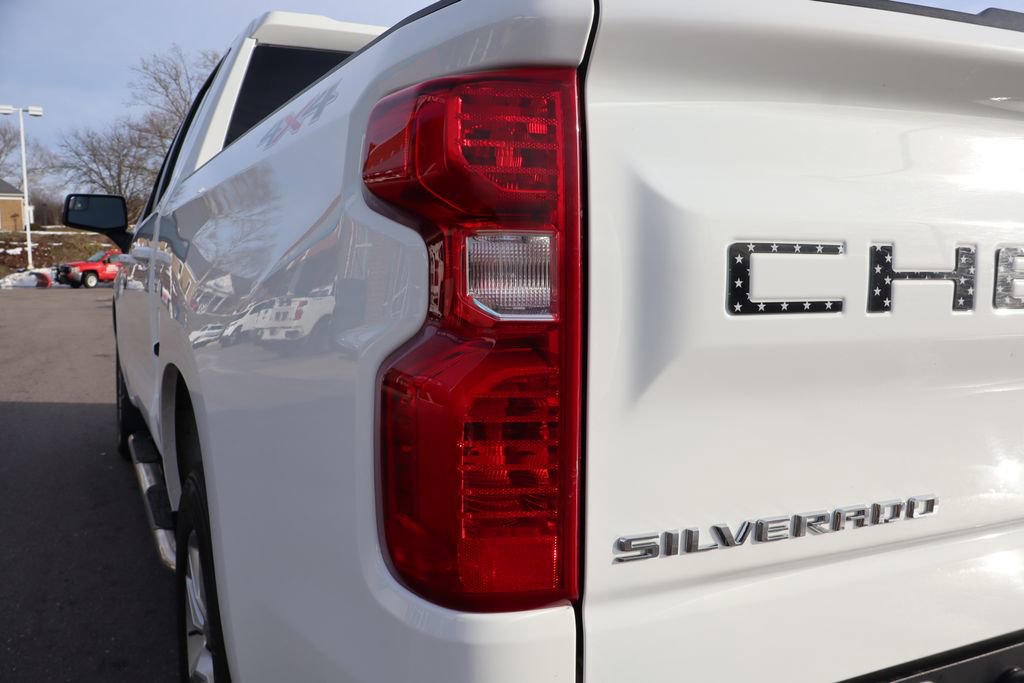 Used 2022 Chevrolet Silverado 1500 LT image 31