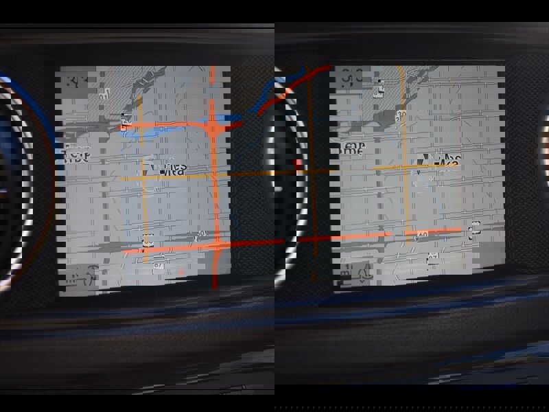 Used 2015 Mercedes-Benz SL 550 w/ Driver Assistance Package image 17