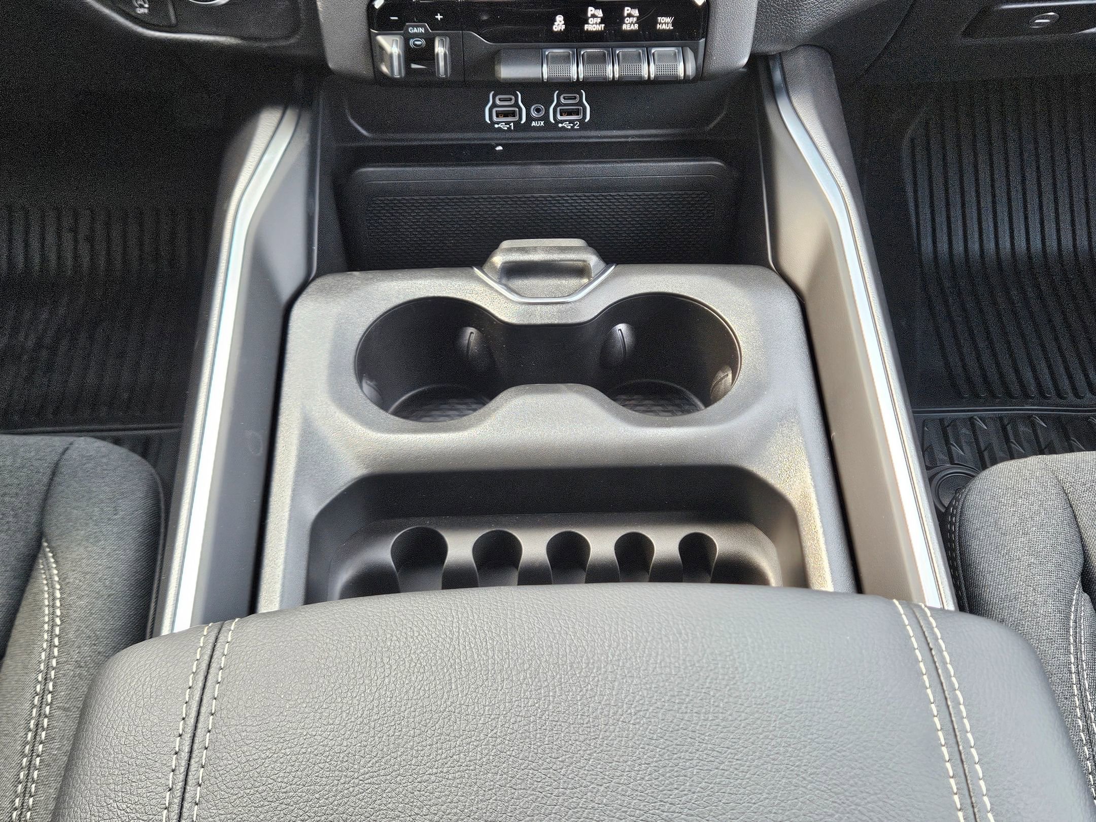 New 2026 RAM 1500 Big Horn AWD/4WD image 10