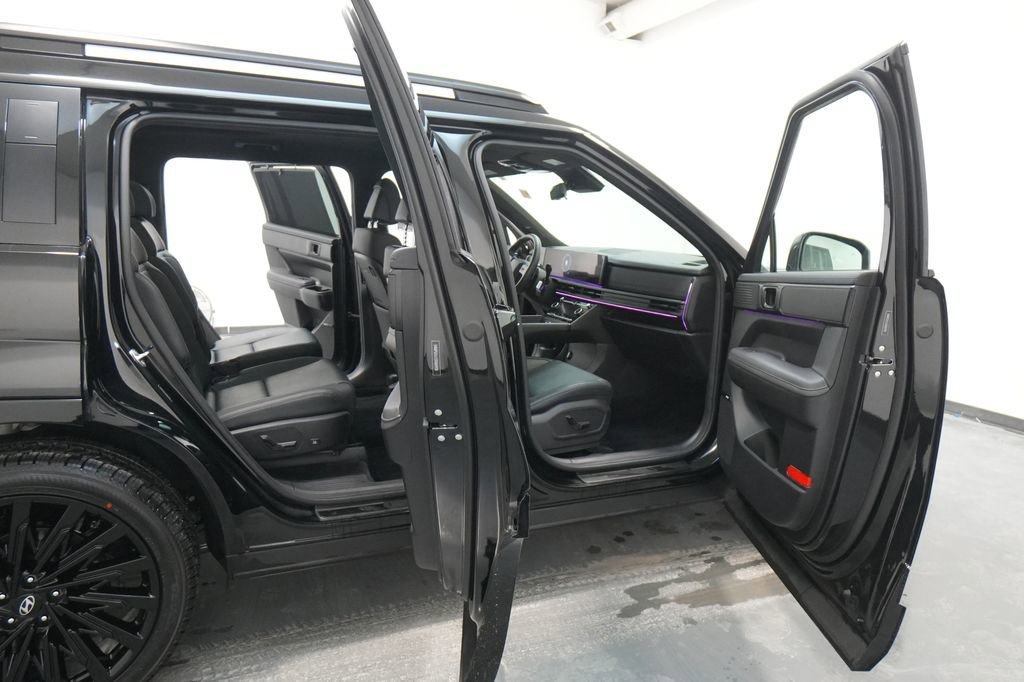 Used 2025 Hyundai Santa Fe Calligraphy image 40