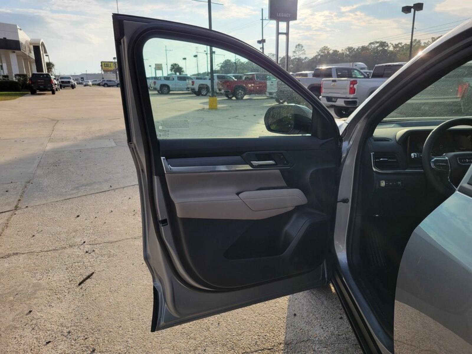 New 2026 GMC Terrain Elevation image 12