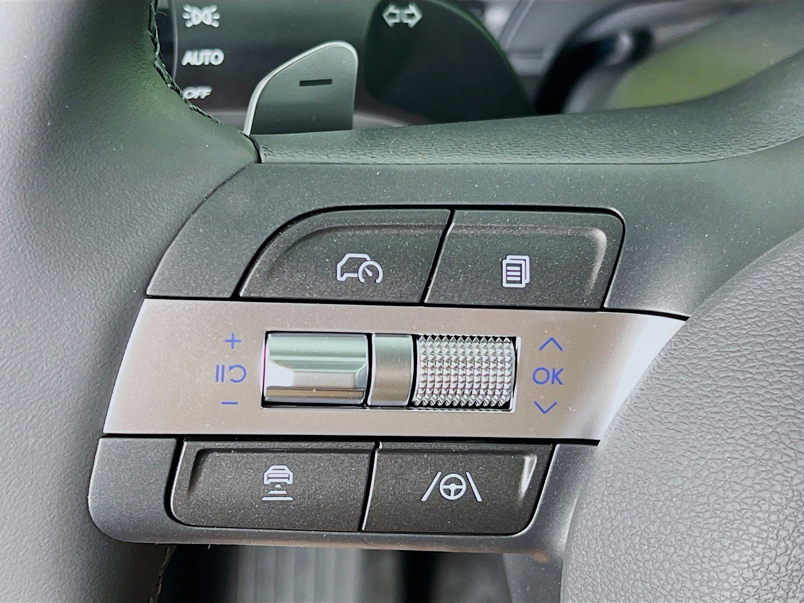 New 2025 Hyundai Kona SEL AWD/4WD image 15