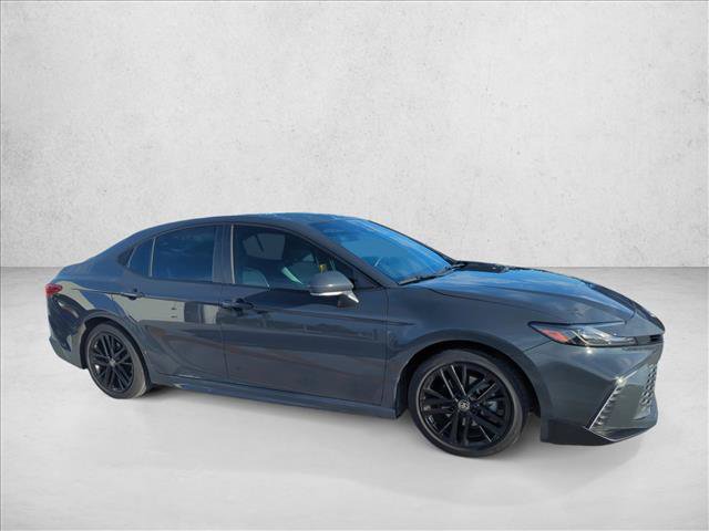 Certified 2025 Toyota Camry SE FWD image 4
