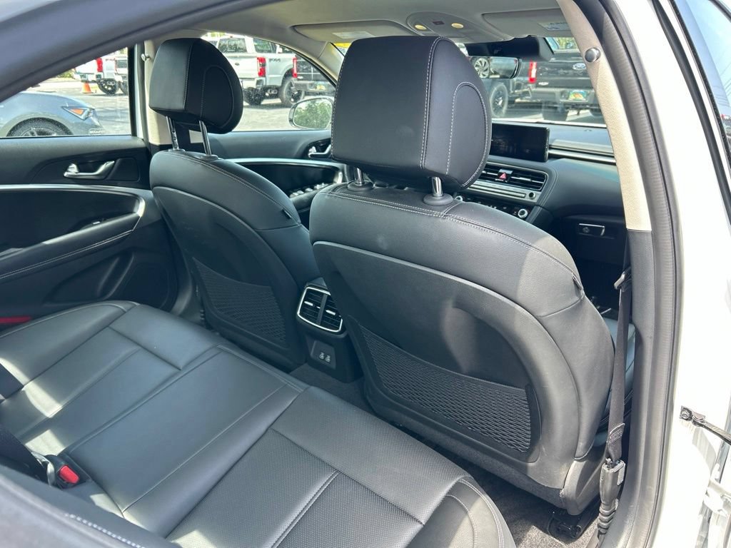 Used 2026 Genesis G70 2.5T RWD image 44