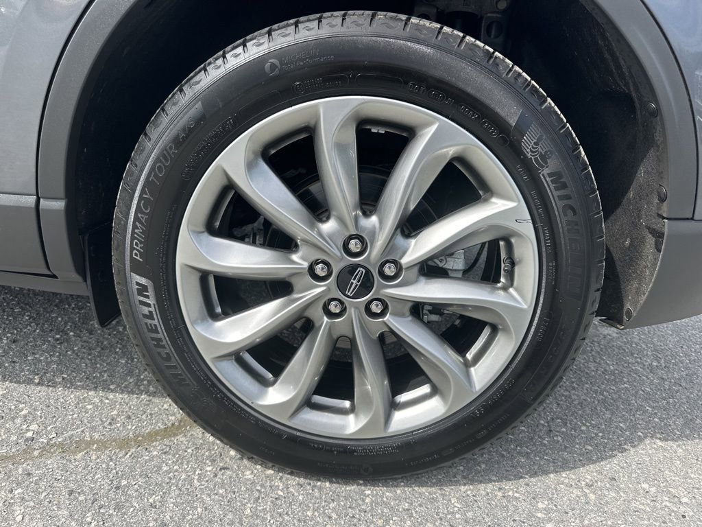 Used 2022 Lincoln Corsair AWD w/ Premium Package image 31