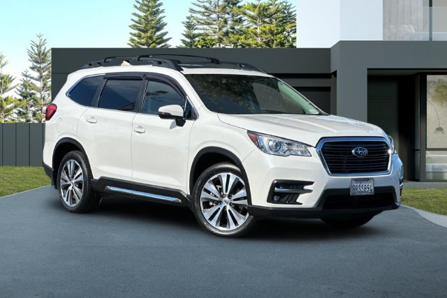 Used 2020 Subaru Ascent Limited w/ Technology Package AWD/4WD image 2