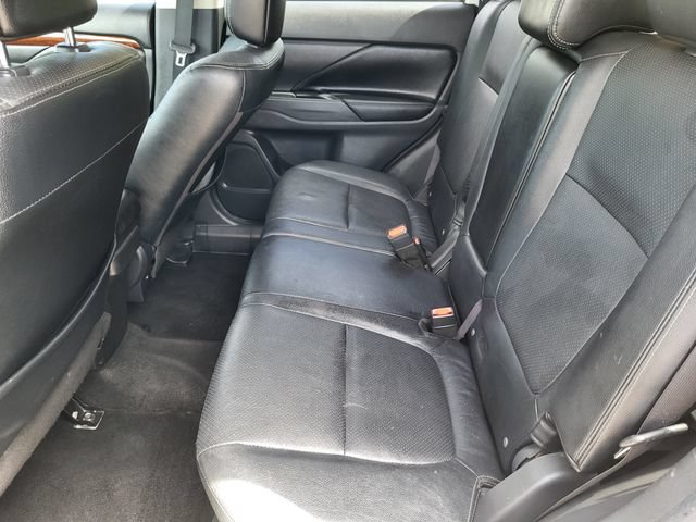 Used 2015 Mitsubishi Outlander SE AWD/4WD image 24