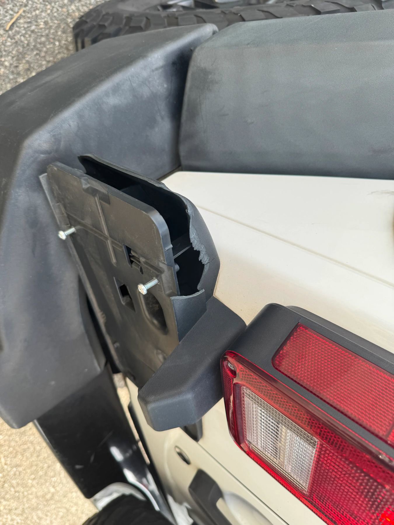 Used 2016 Jeep Wrangler Unlimited Sport image 22