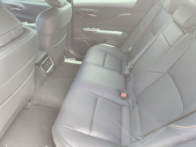 Used 2024 Toyota Crown AWD/4WD image 26