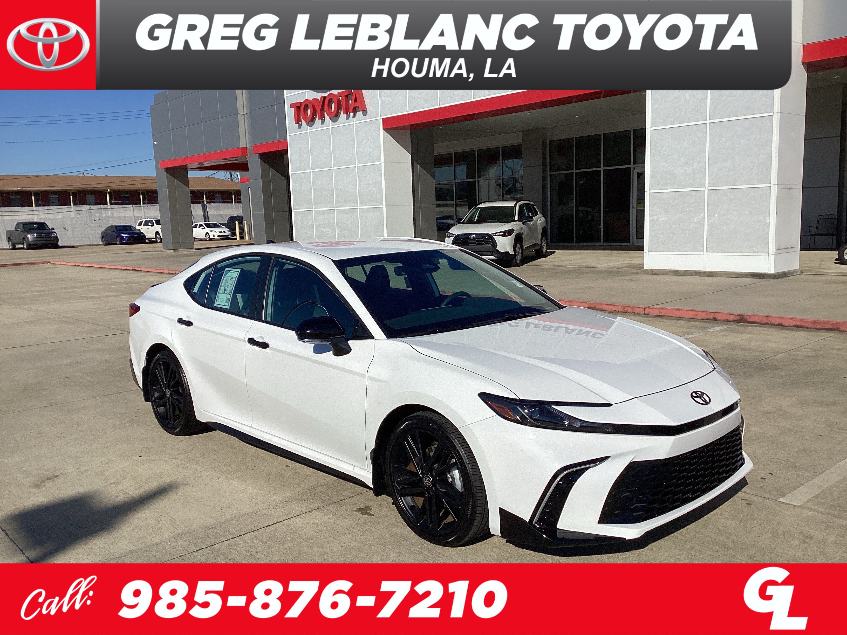 Used 2026 Toyota Camry Hybrid w/ Multimedia Upgrade Package
