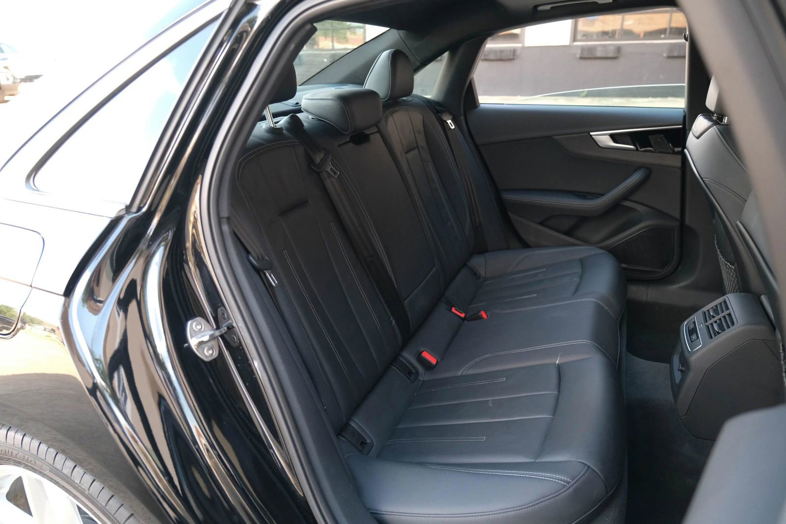 Used 2024 Audi A4 2.0T Premium Plus image 30