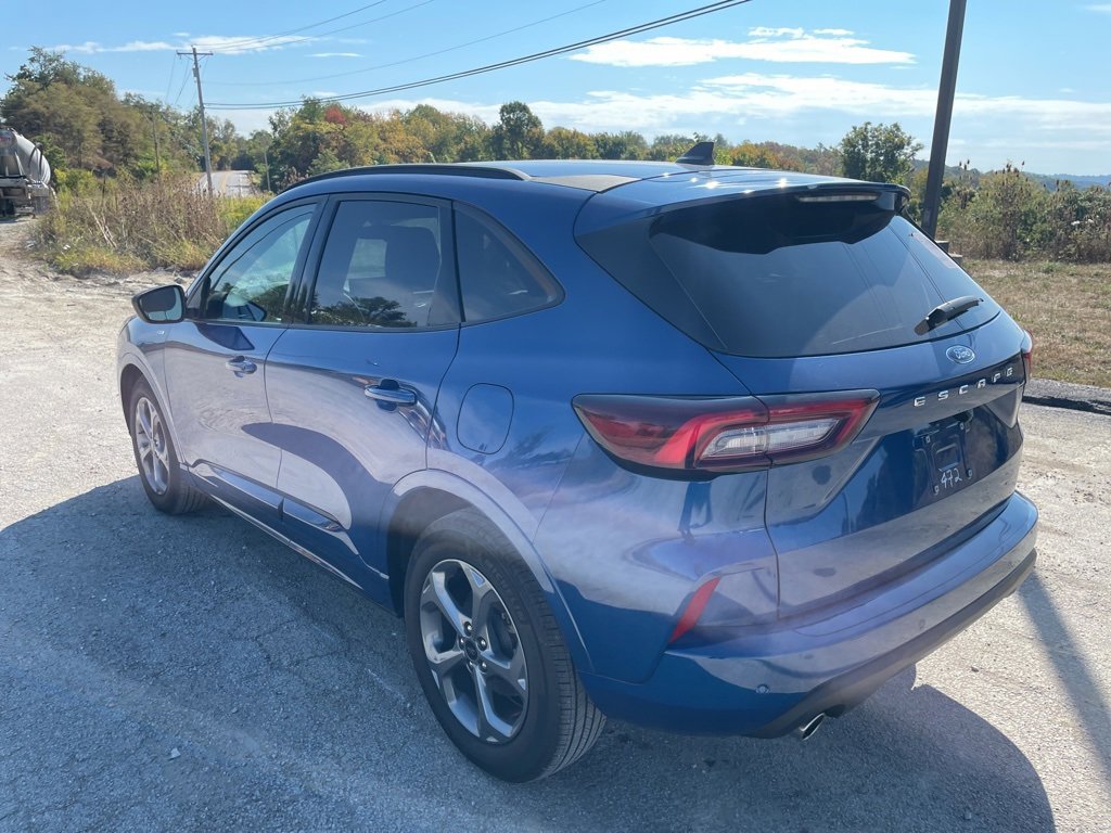 Certified 2023 Ford Escape ST-Line w/ Tech Pack #1 image 7