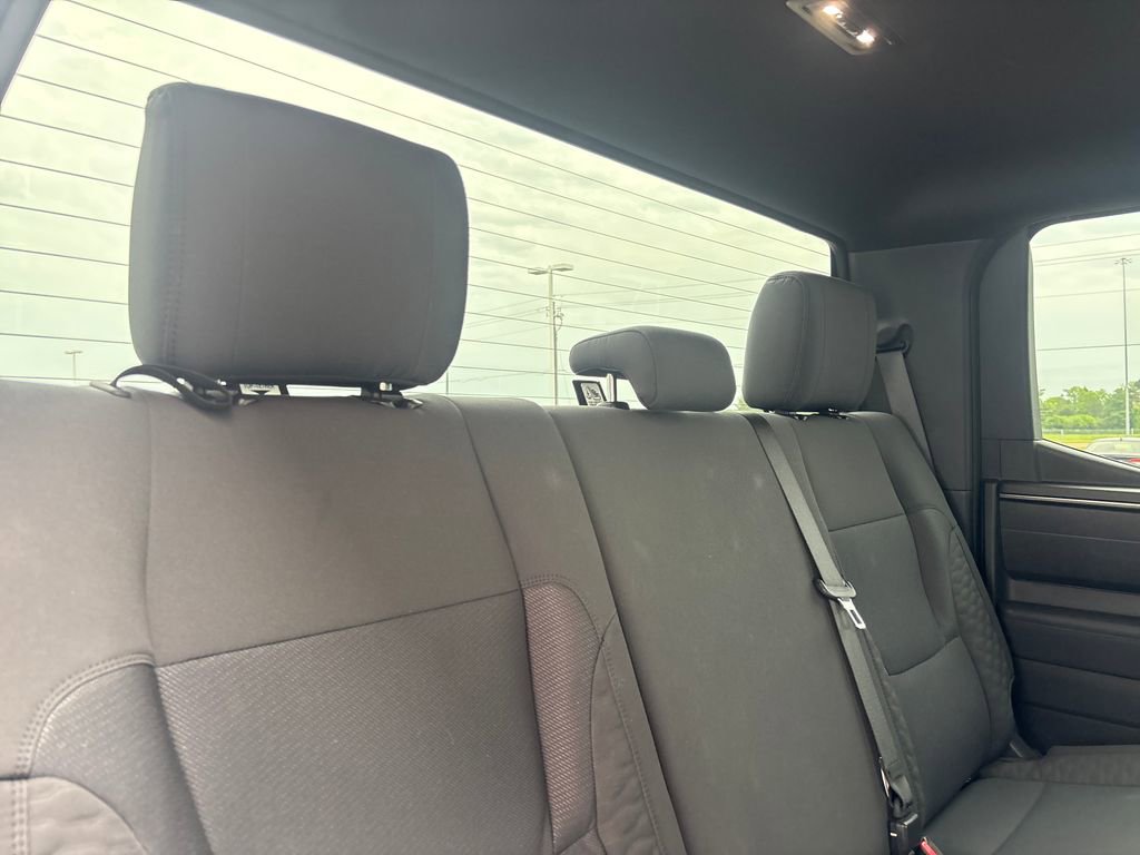 Used 2025 Toyota Tundra SR5 AWD/4WD image 28