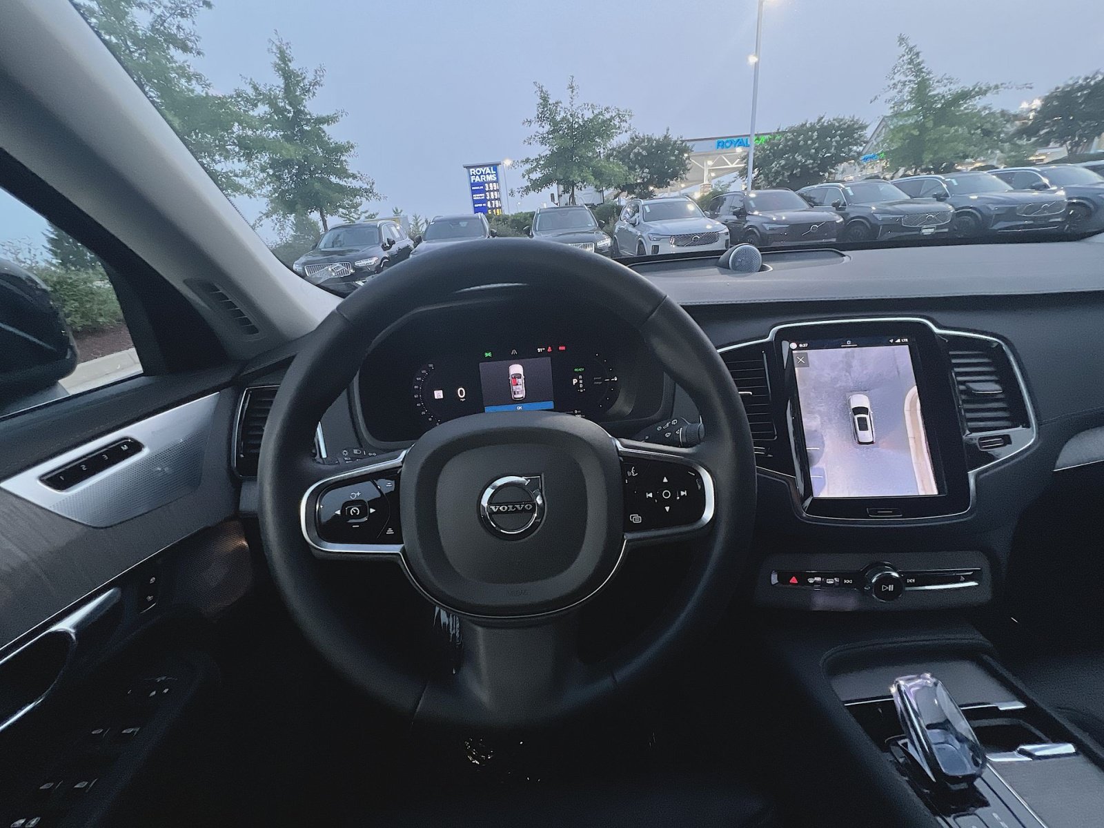 Certified 2024 Volvo XC90 T8 Ultimate w/ Protection Package AWD/4WD image 16