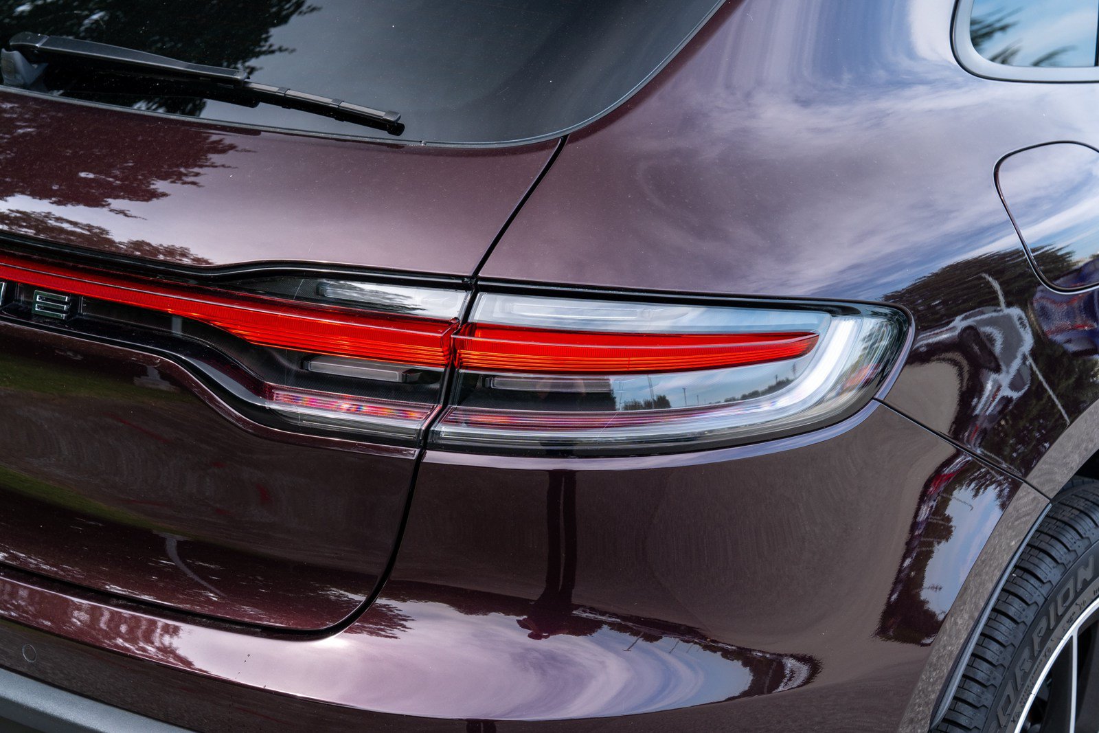Certified 2026 Porsche Macan AWD/4WD image 14