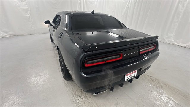 Used 2016 Dodge Challenger R/T Scat Pack image 5