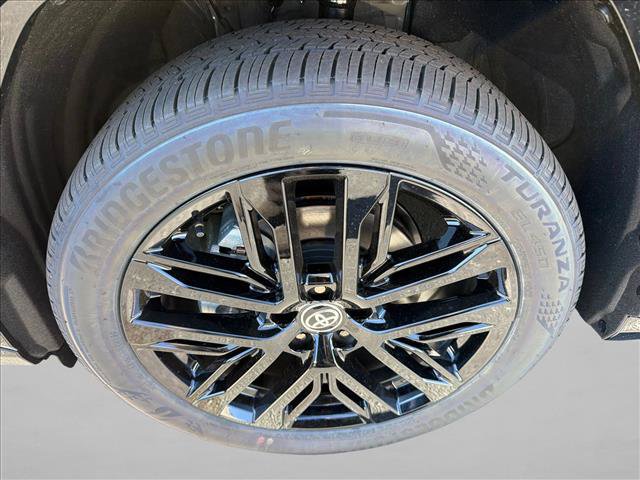 New 2026 Toyota RAV4 XSE AWD/4WD image 11