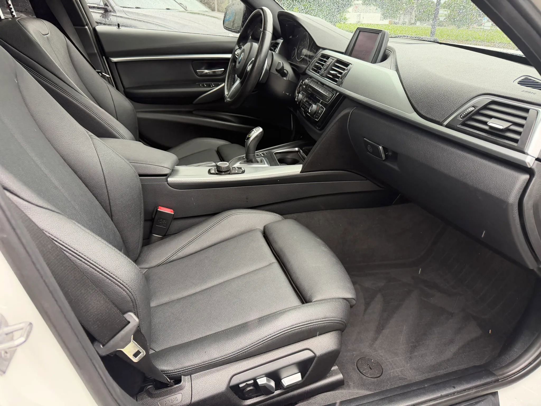 Used 2018 BMW 340i Sedan RWD image 18