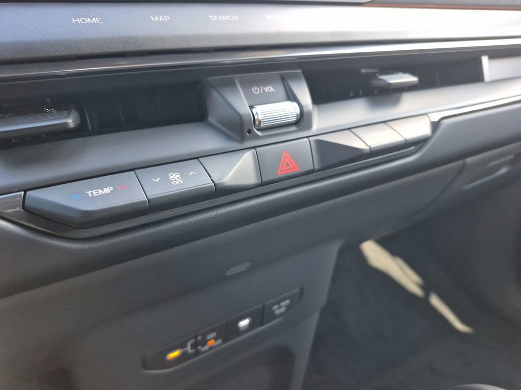 New 2026 Kia EV9 Land w/ Nightfall Edition Package image 24