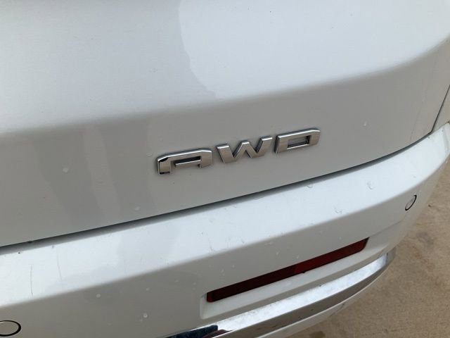 Used 2023 GMC Acadia Denali w/ Denali Technology Package image 31